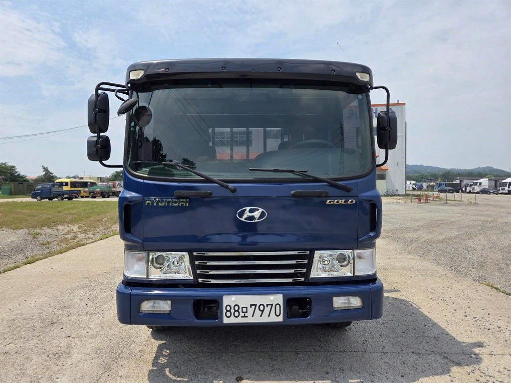 메가트럭 250 단바리 카고 5톤 오토