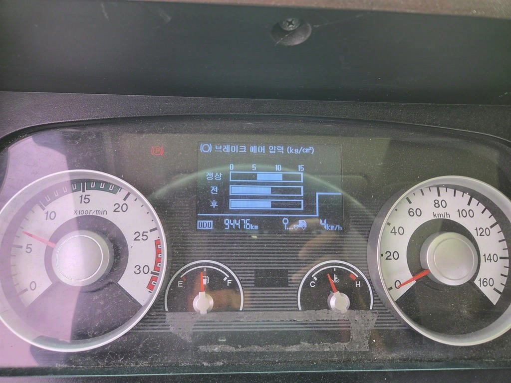 메가트럭 250 단바리 카고 5톤 오토