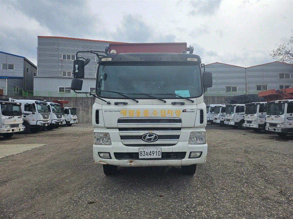 현대 트라고 집게차 11.5톤 수동 한국쓰리축