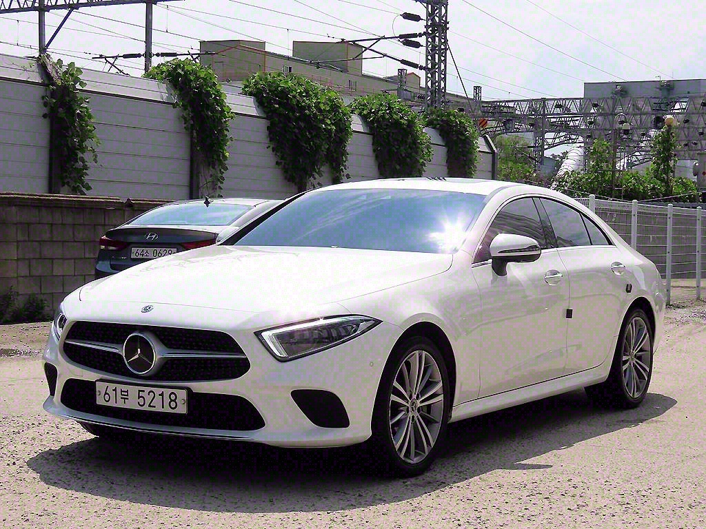 벤츠 CLS 클래스 CLS 400d 4MATIC 사진 2/20