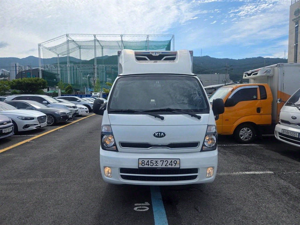 기아 봉고3 1톤 냉동탑