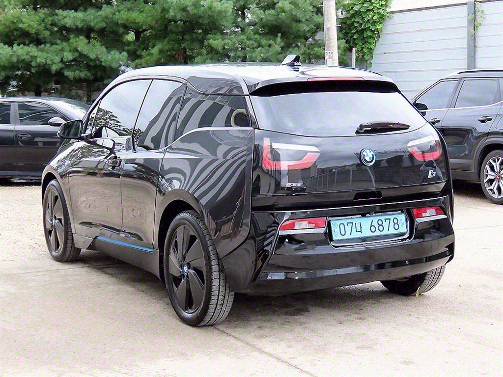 BMW i3 LUX 4