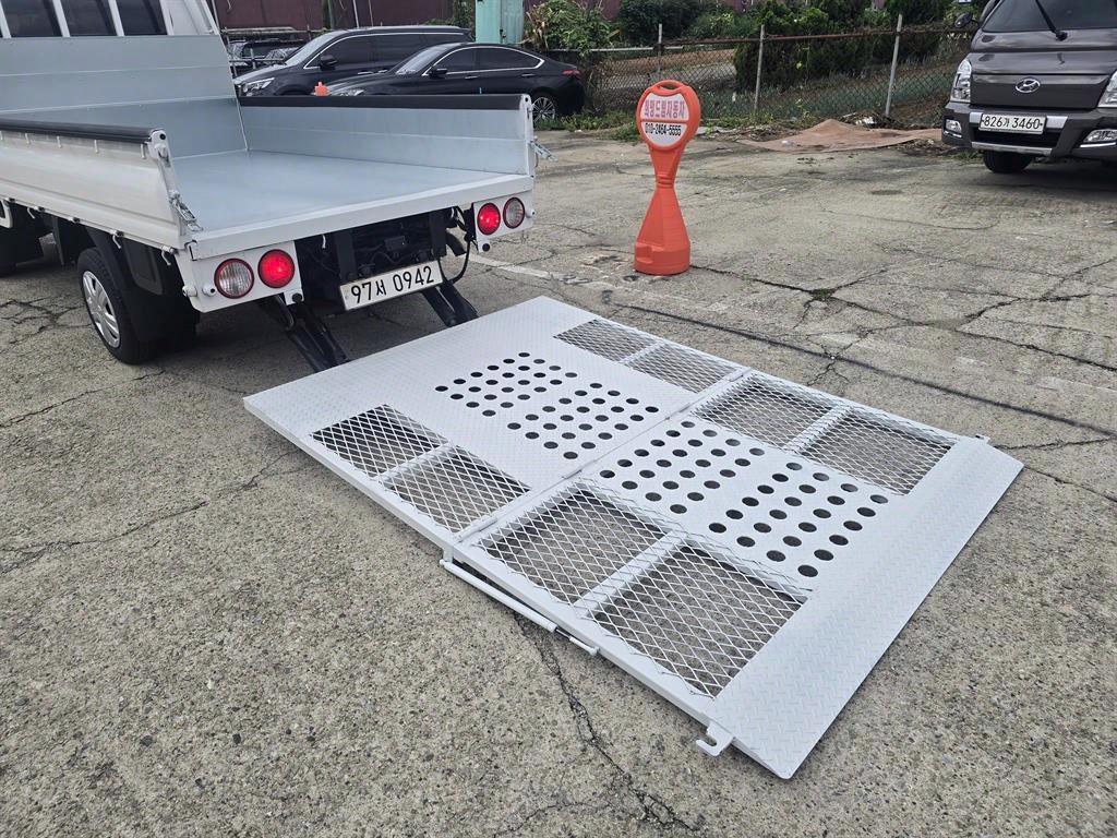 기아 봉고3 1톤 카고 LPG