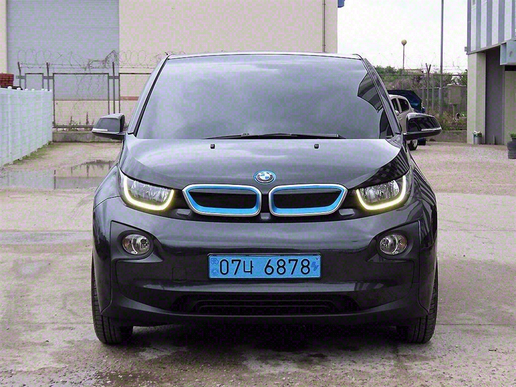 BMW i3 LUX