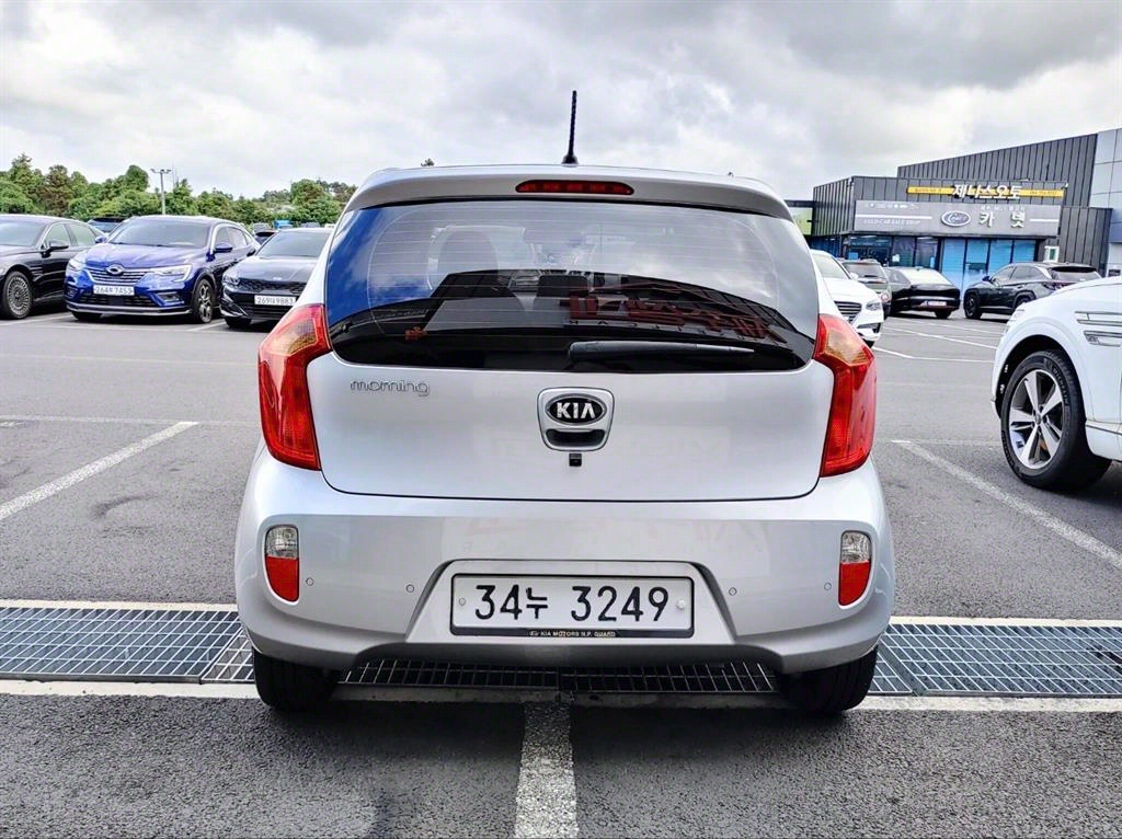 Kia Morning Trendy 4