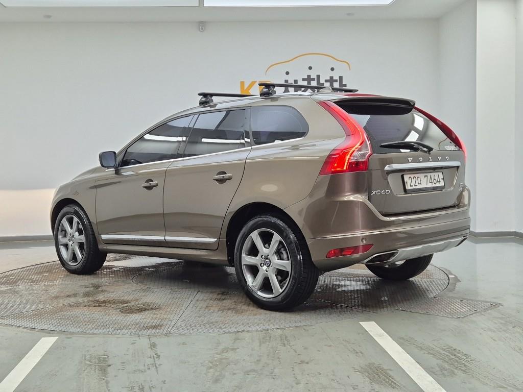 Volvo XC60 D5 AWD 4