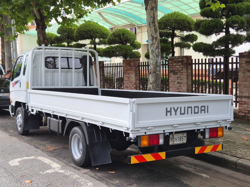 현대 이마이티 2.5톤 카고 4
