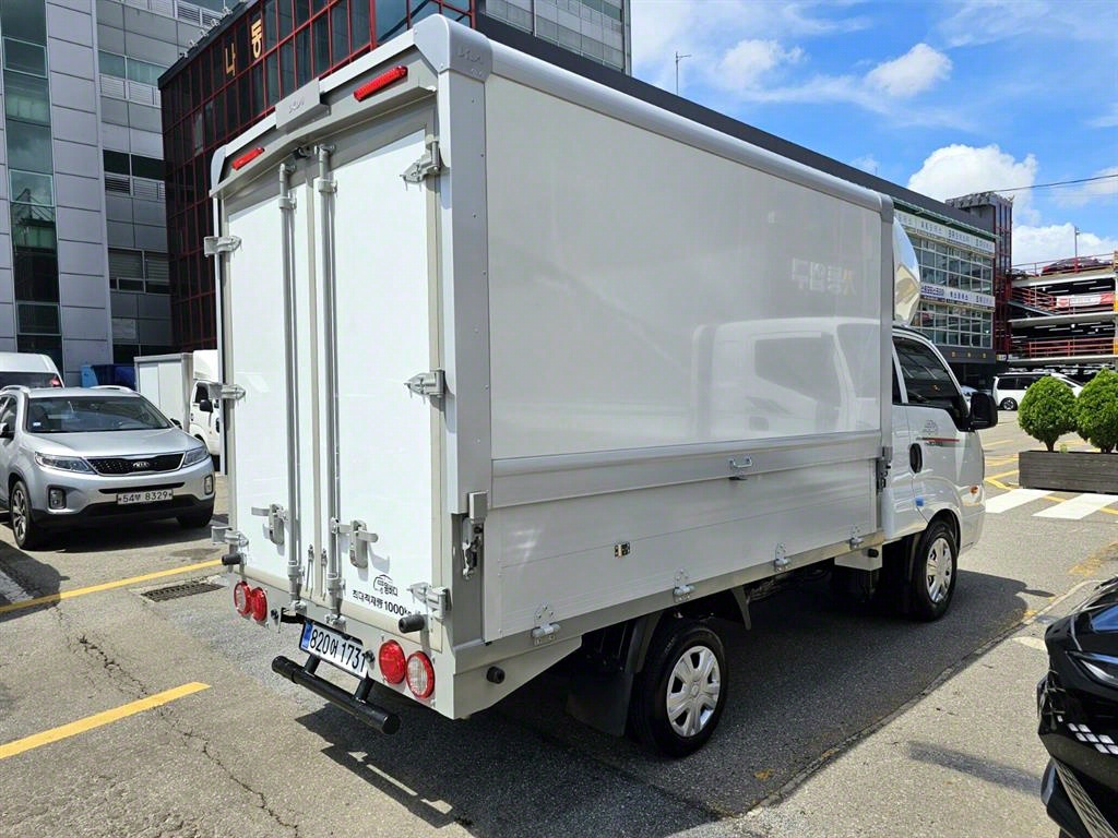 기아 봉고3 1톤 윙바디 LPG