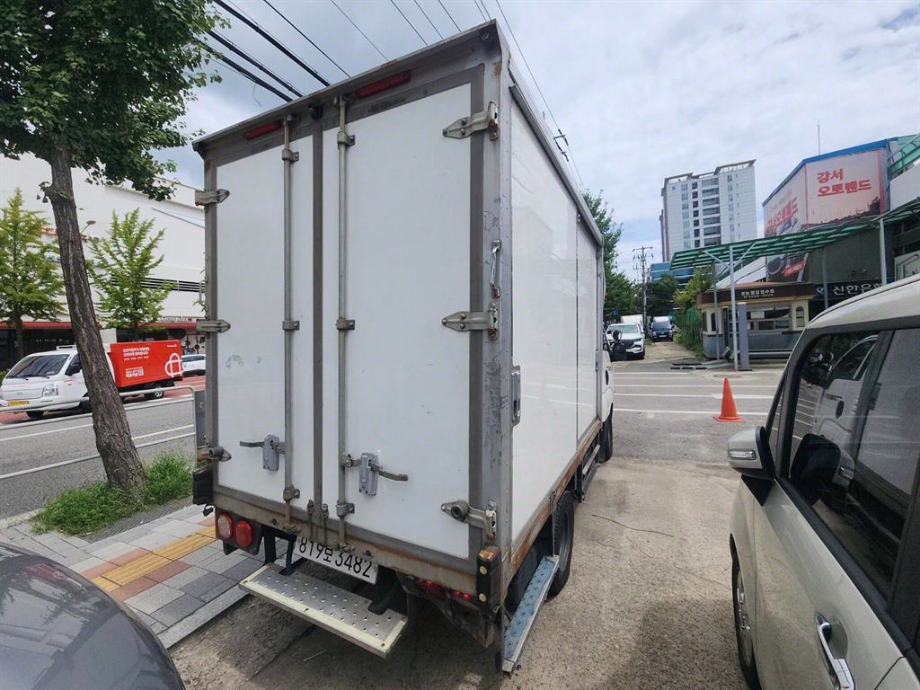 기아 봉고3 1톤 표준탑 9