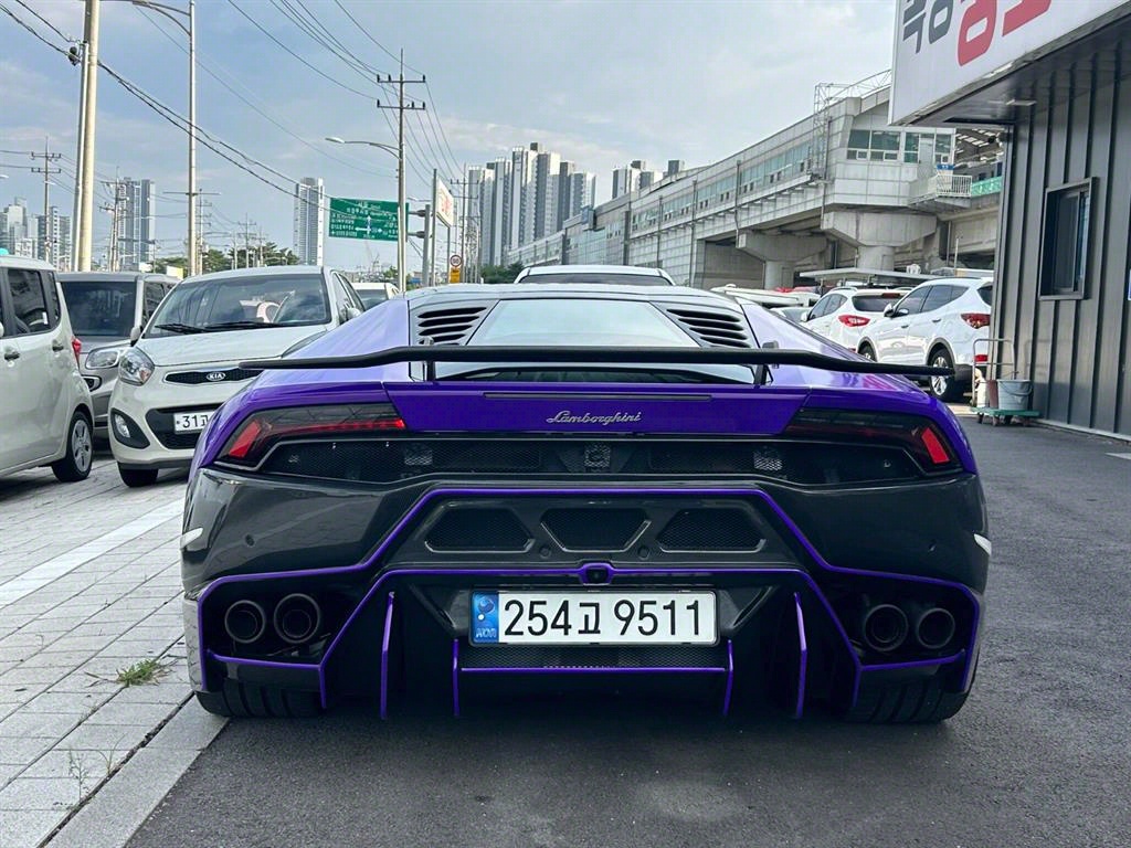 람보르기니]우라칸 LP580-2람보르기니 우라칸 LP580-2