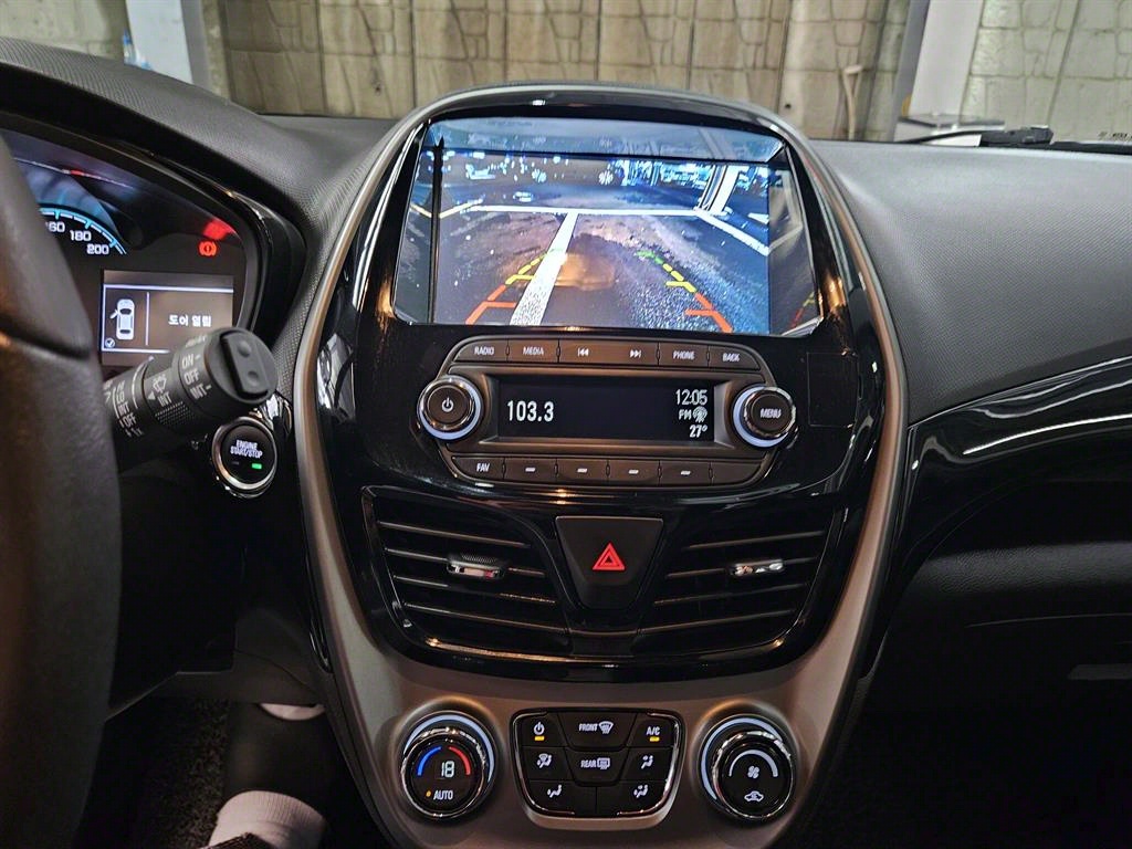 Chevrolet Spark Premier 10