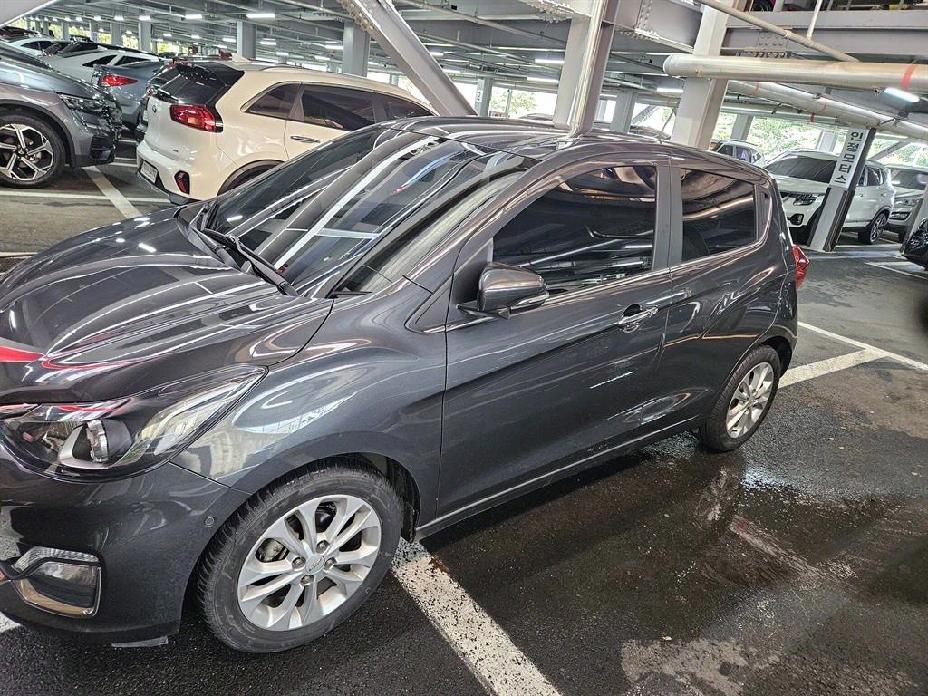 Chevrolet Spark Premier 3