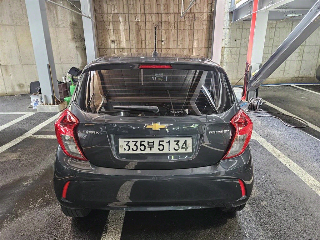 Chevrolet Spark Premier 4