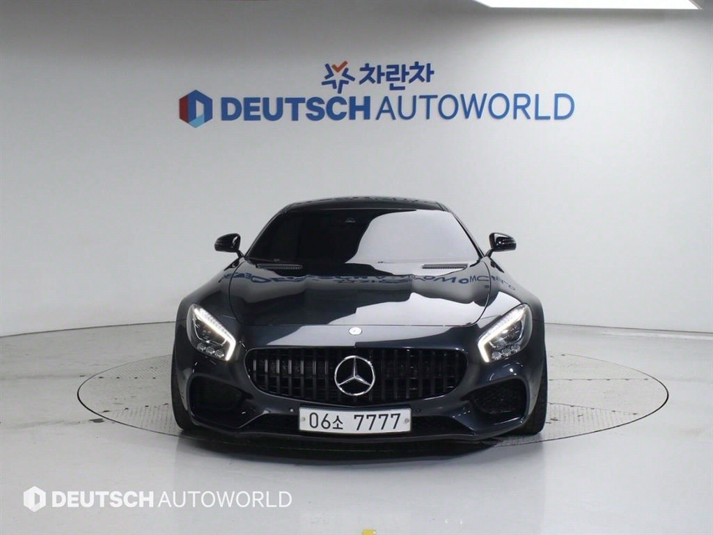 Mercedes-Benz AMG GT 4.0 4