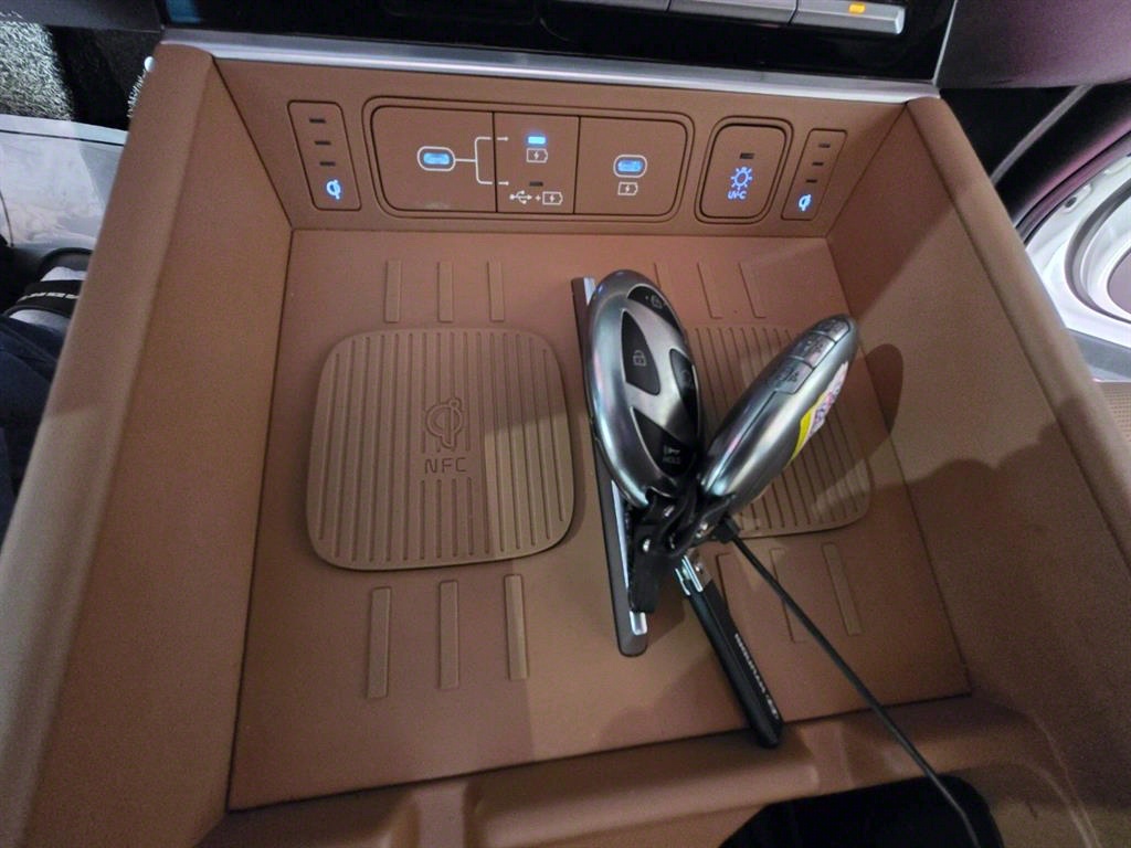 현대]싼타페 하이브리드 MX5 1.6T 4WD 캘리그래피