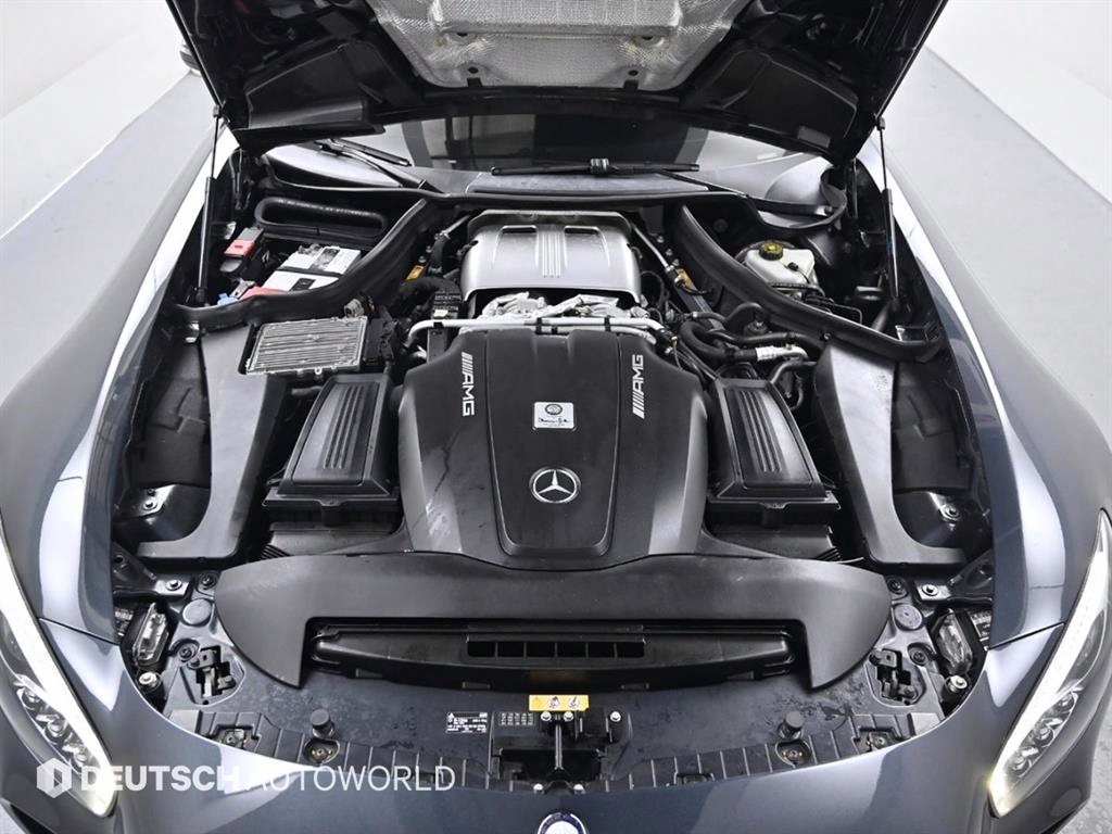 Mercedes-Benz AMG GT 4.0 7