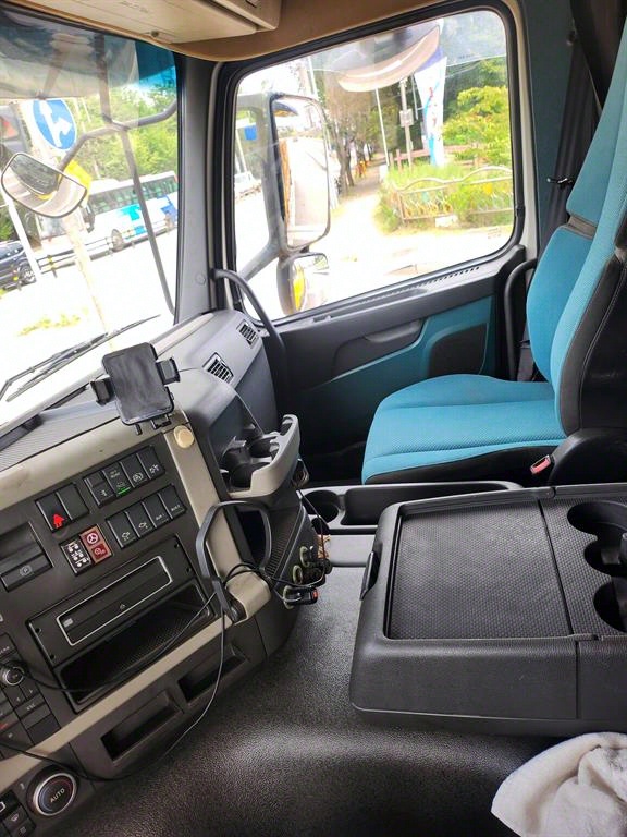 볼보 FM 450 카고 25톤 오토