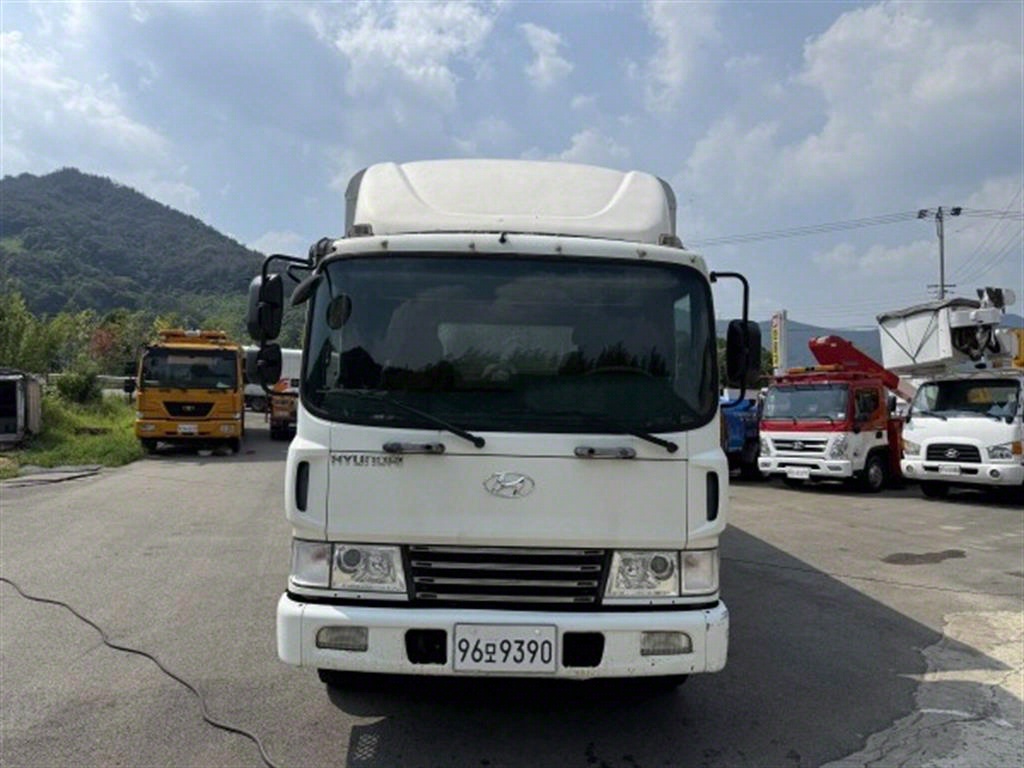 현대 메가트럭 250 단바리 윙바디 5톤 수동