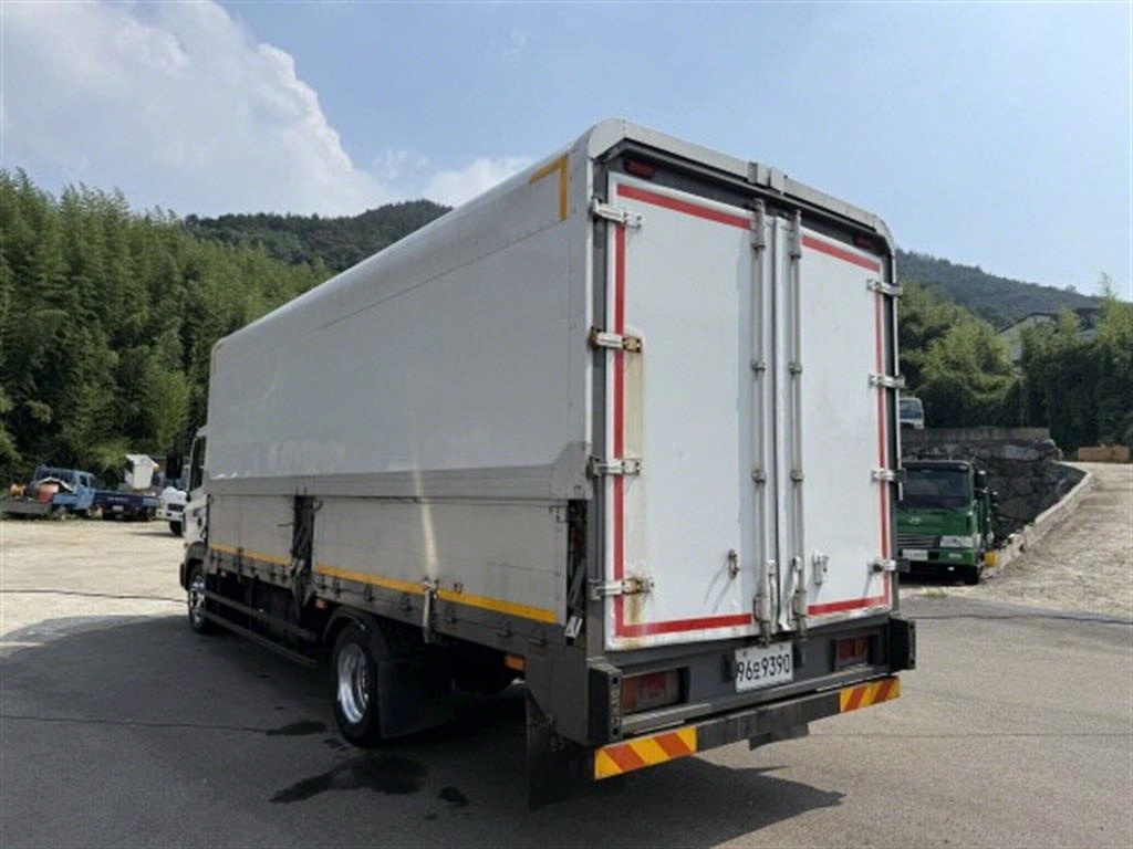 현대 메가트럭 250 단바리 윙바디 5톤 수동