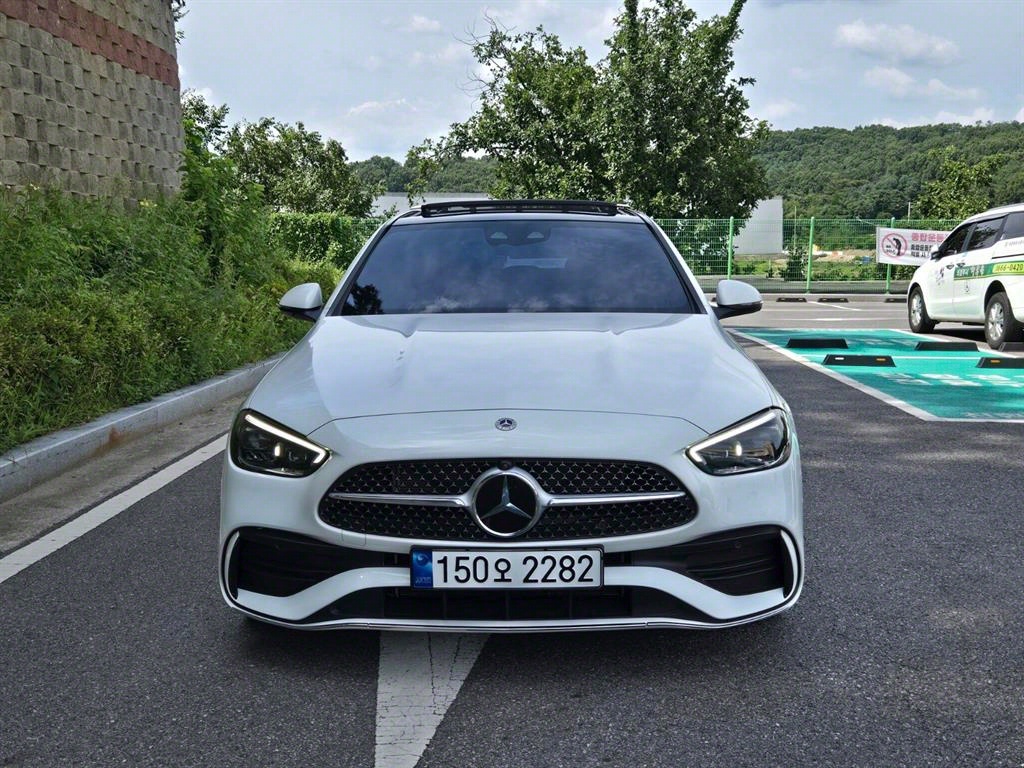 Mercedes-Benz C-Class C300 4MATIC AMG Line