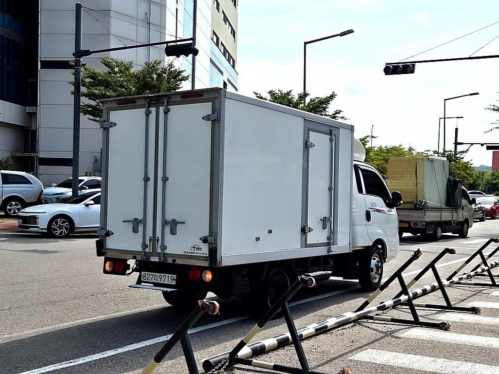 기아 봉고3 1.2톤 냉동탑