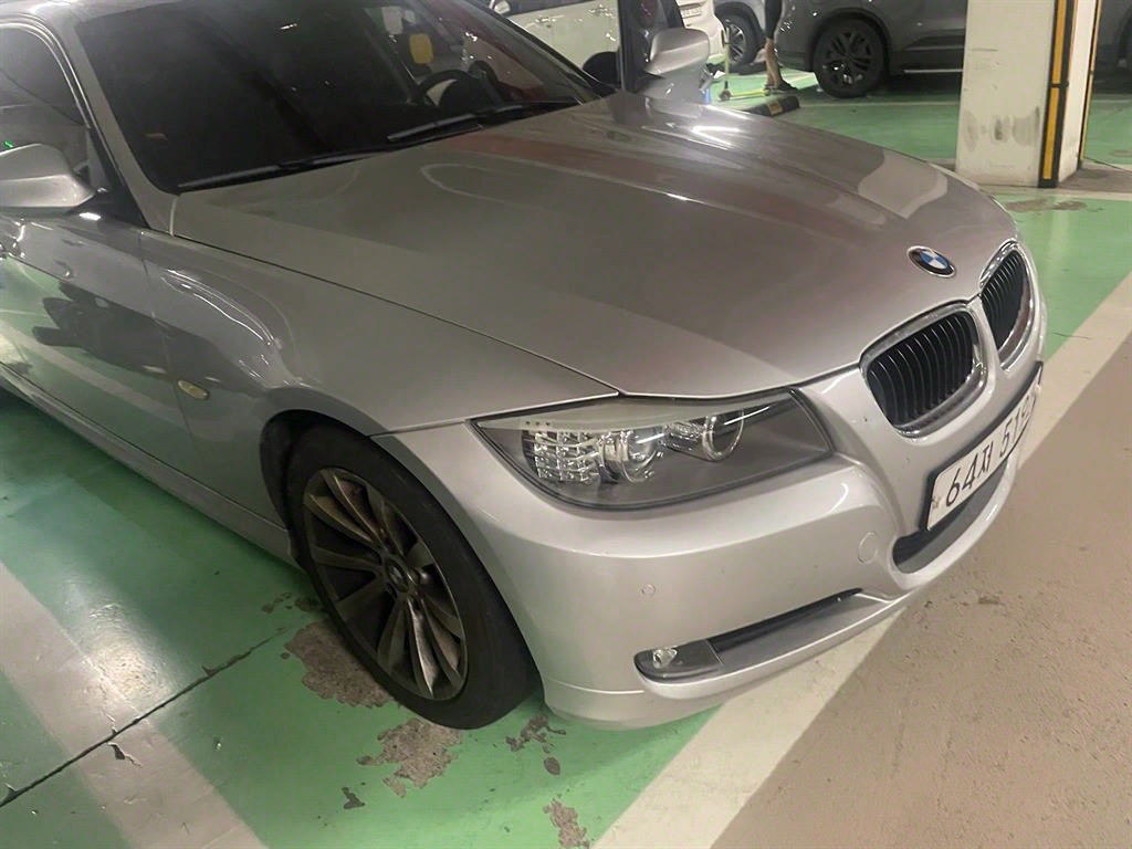 BMW 3 Series 320i Sedan CP 4