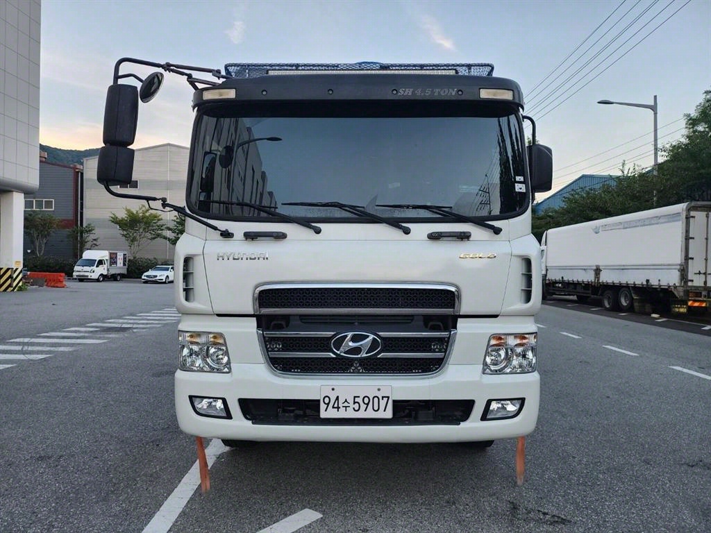 현대 메가트럭 와이드캡 카고 4.5톤 수동