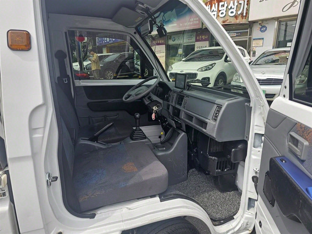 타타대우 라보 0.5톤 카고 LPG
