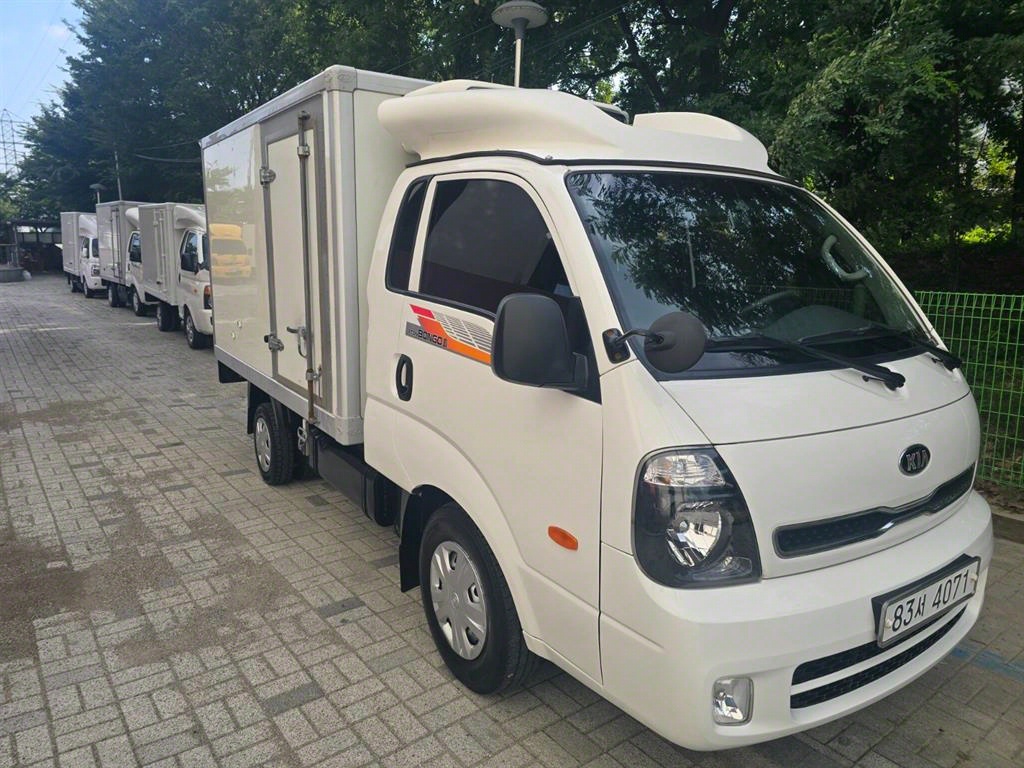 기아 봉고3 1톤 냉동탑