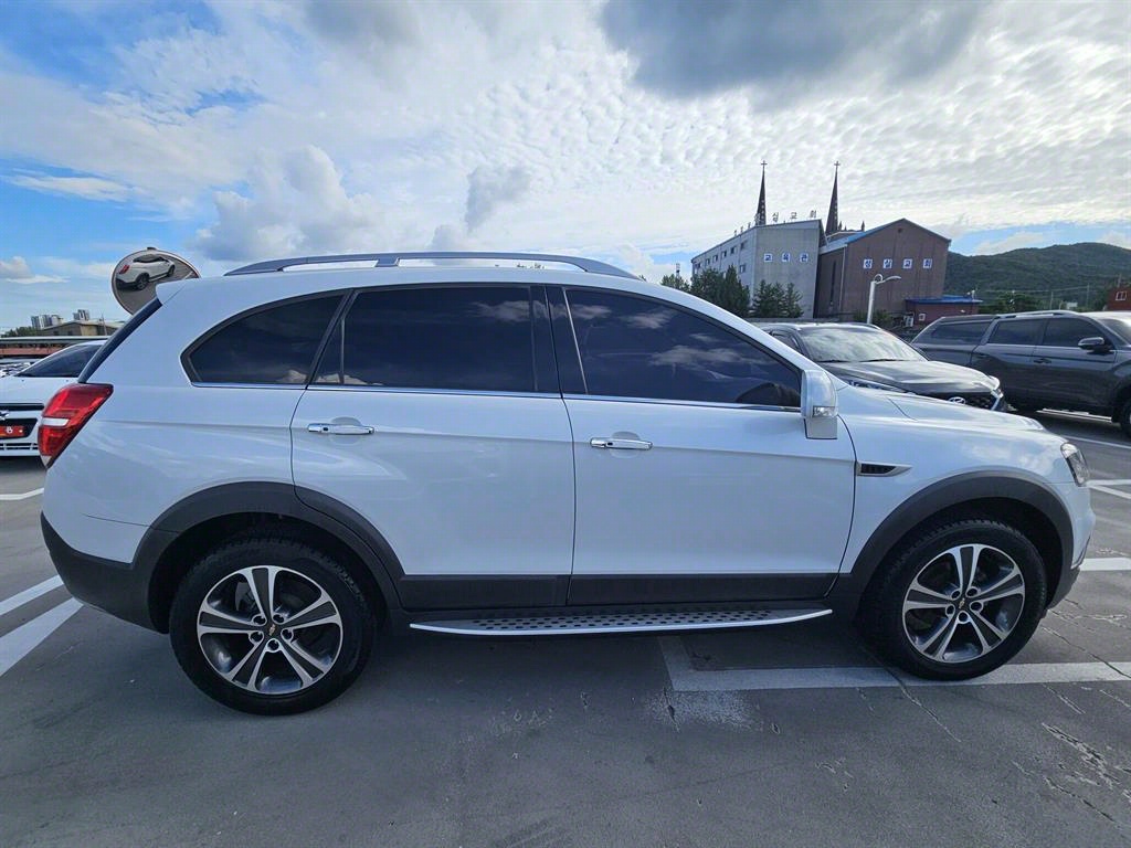 Chevrolet Captiva 2.0 2WD LT Deluxe Pack 4