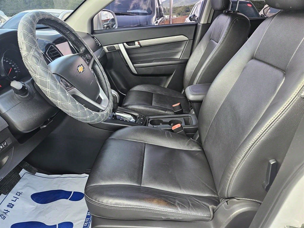 Chevrolet Captiva 2.0 2WD LT Deluxe Pack 8
