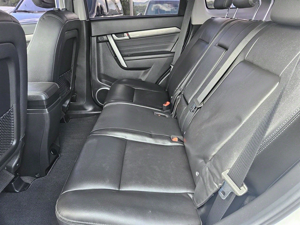 Chevrolet Captiva 2.0 2WD LT Deluxe Pack 9