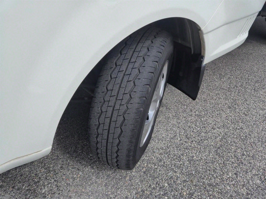 Hyundai Porter Super Cab/ Long Wheelbase/ CRDi Style 8