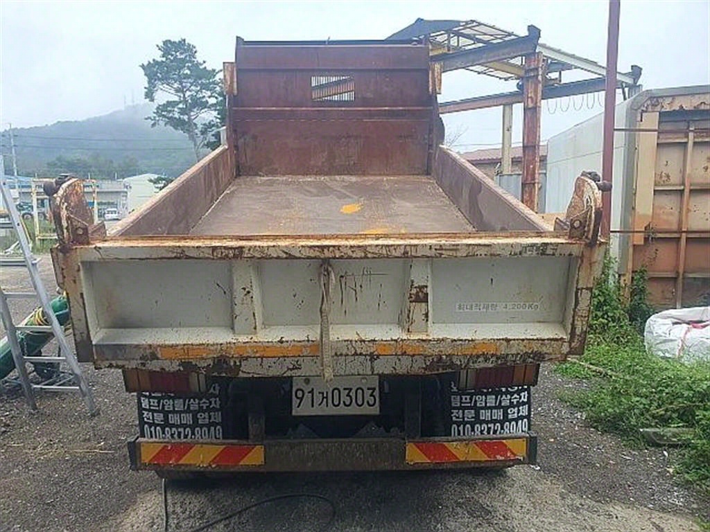 현대 메가트럭 화물덤프 5톤