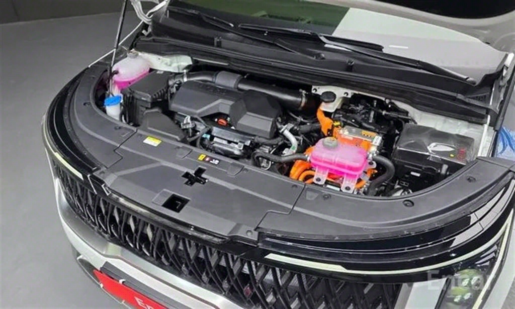 Kia Carnival HEV Signature 7