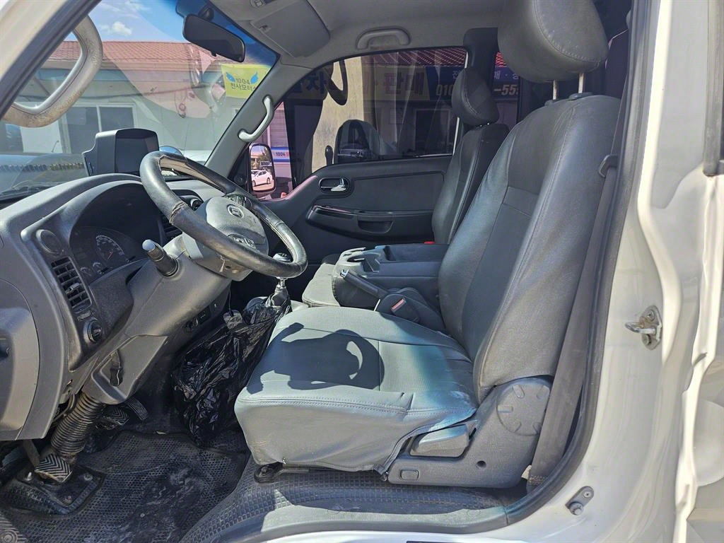 기아 봉고3 1.2톤 카고 8