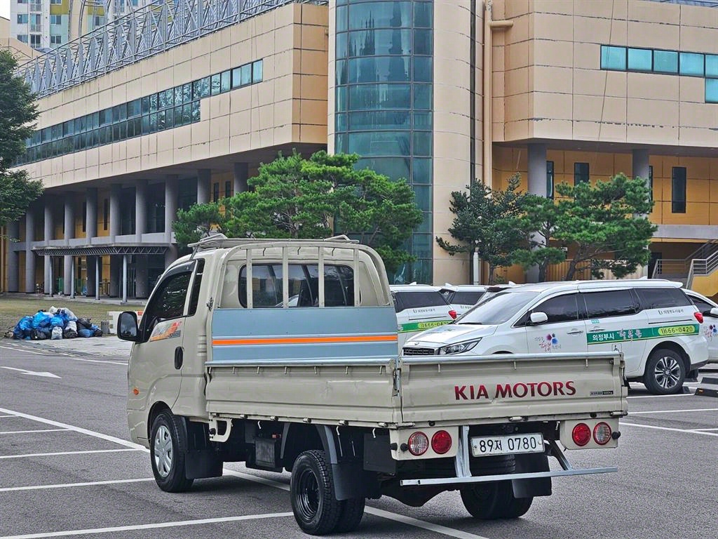 기아 봉고3 1톤 카고 5