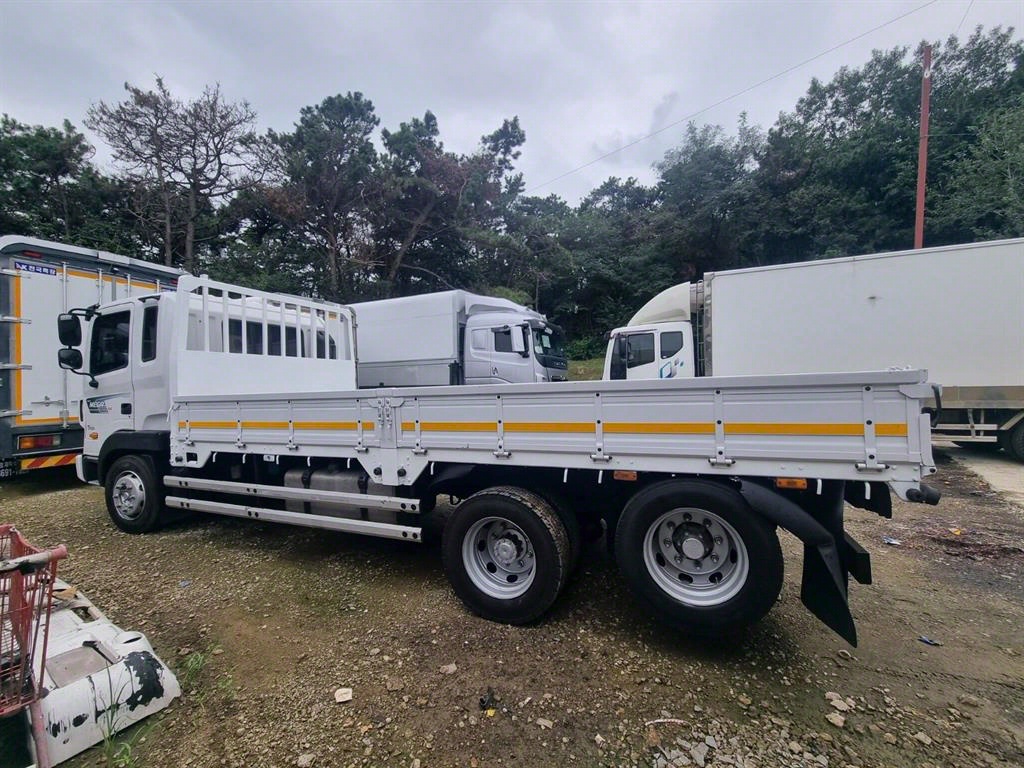 현대 메가트럭 카고 5톤 수동 7