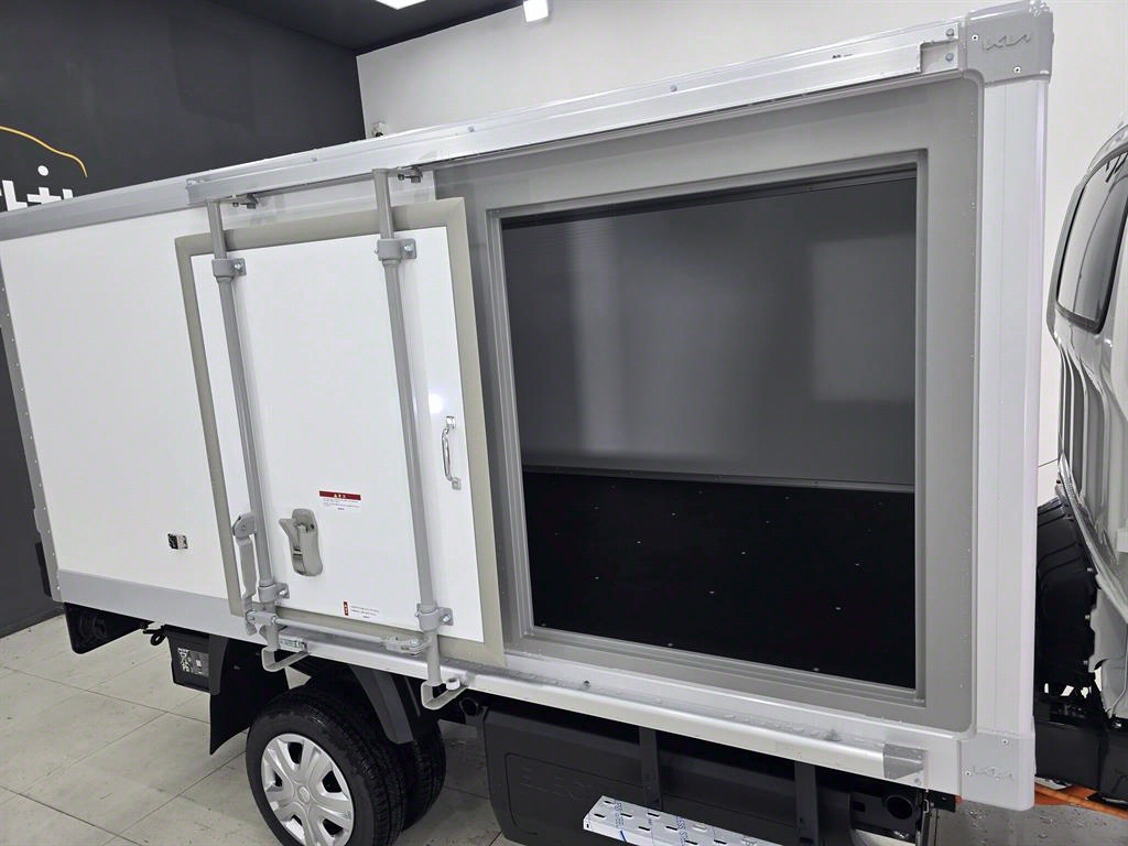 기아 봉고3 1톤 저상탑 전기 14