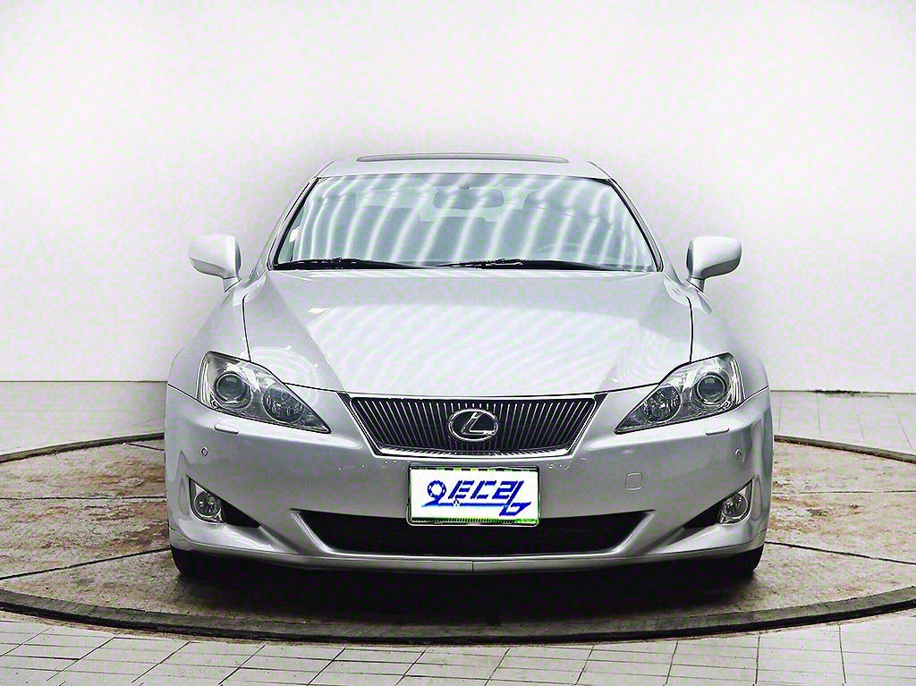 Lexus IS PREMIUM 2