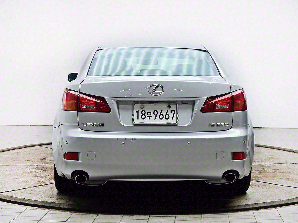 Lexus IS PREMIUM 4