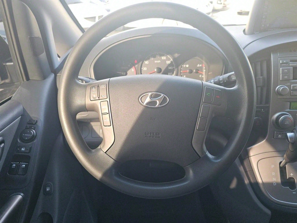Hyundai Starex Wagon CVX Premium 8