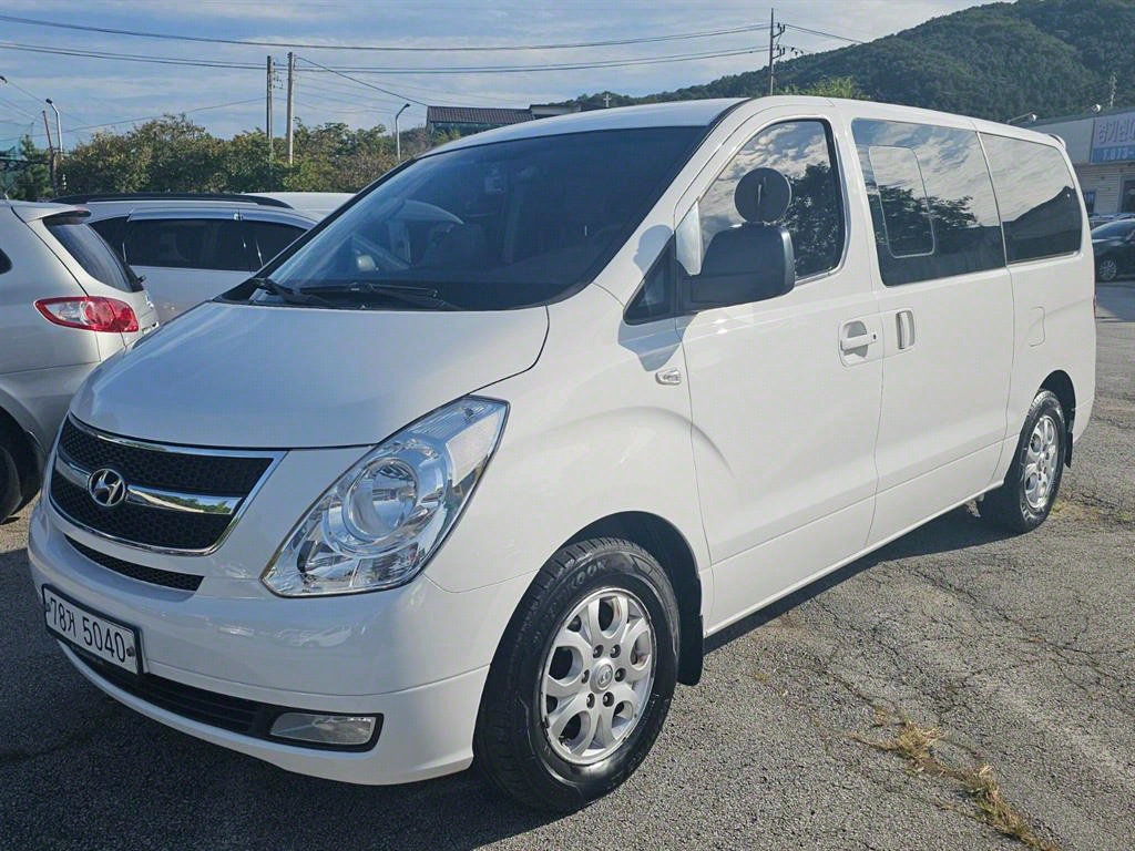 Hyundai Starex Wagon CVX Premium 2