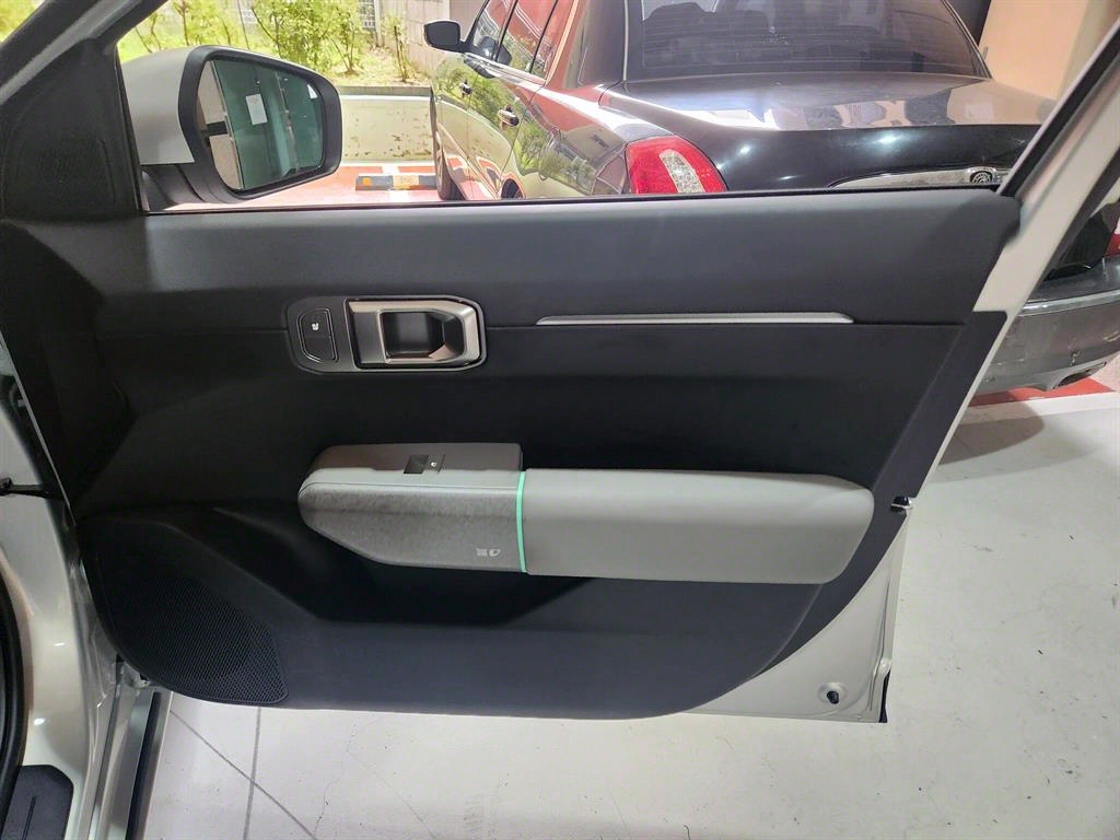 Kia EV4 Standard Air 8