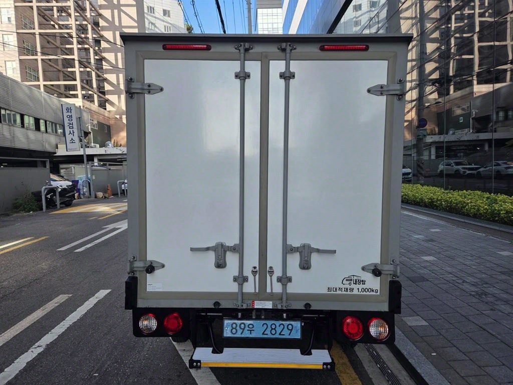 기아 봉고3 1톤 표준탑 전기 1