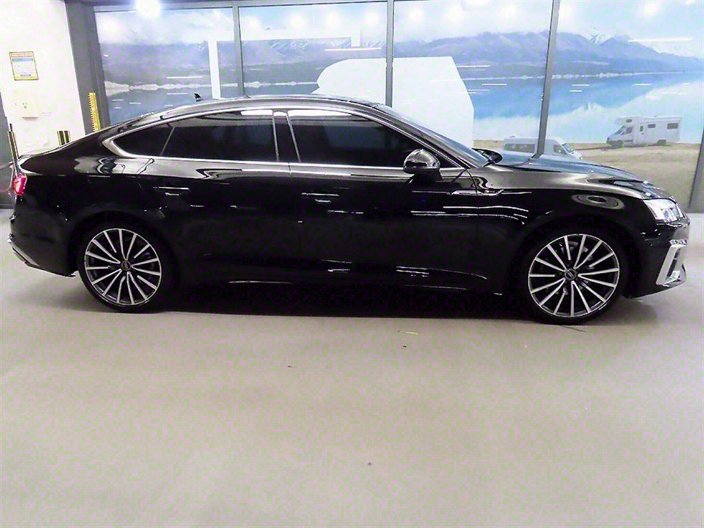 Audi A5 40 TFSI Quattro Premium Sportback 4