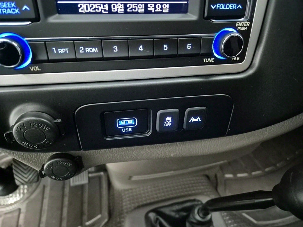 현대 포터2 1톤 카고 LPG 13