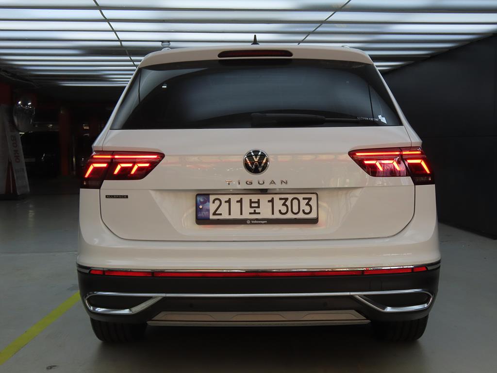 Volkswagen Tiguan 2.0 TSI Prestige 4