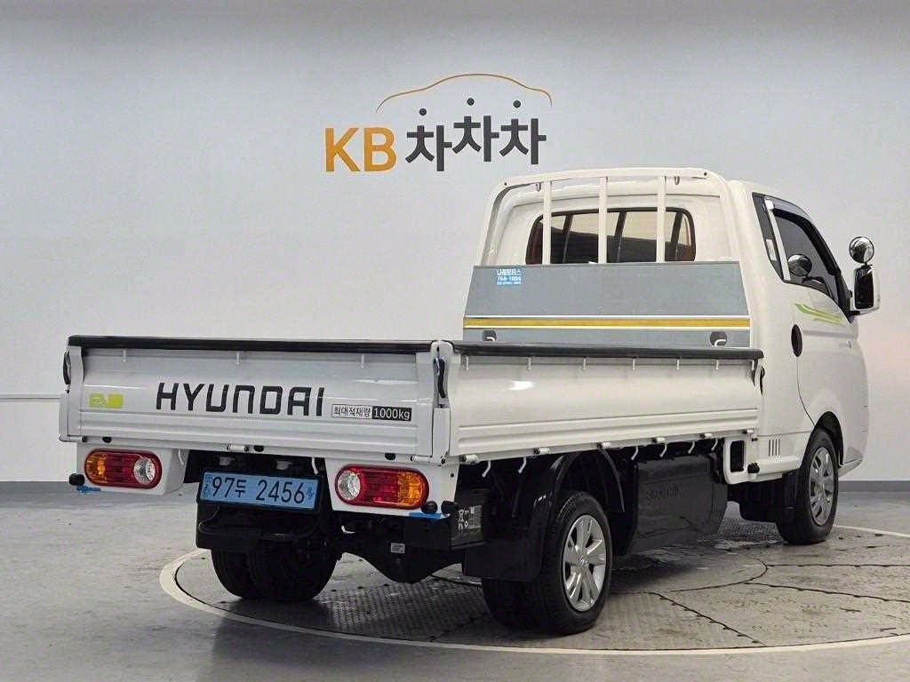 현대 포터2 1톤 카고 전기 2