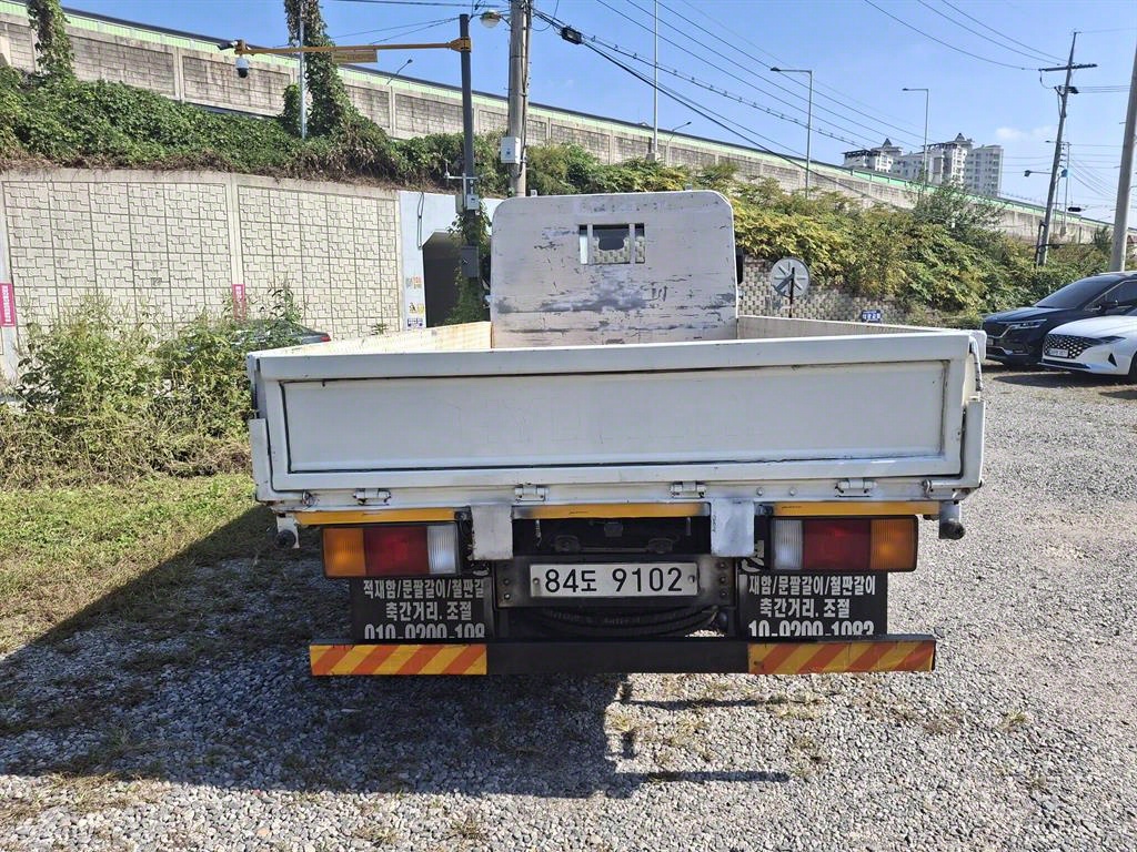 현대 올뉴마이티 2.5톤 카고 2